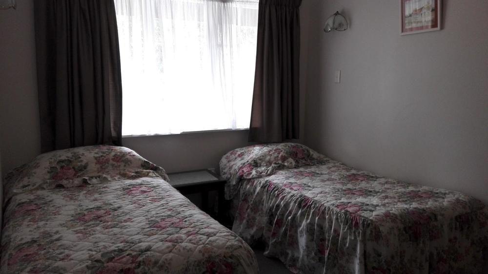 Browns Bay Olive Tree Motel & Apartment Okura Bush Esterno foto