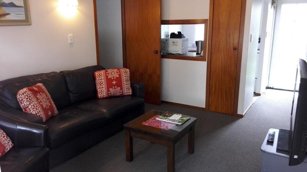 Browns Bay Olive Tree Motel & Apartment Okura Bush Esterno foto