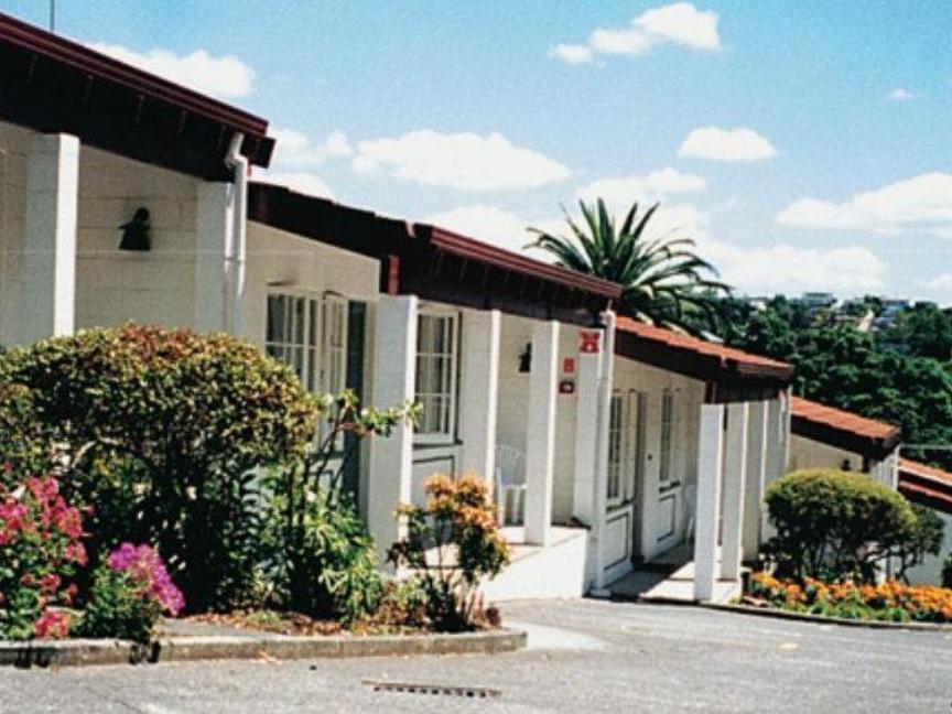 Browns Bay Olive Tree Motel & Apartment Okura Bush Esterno foto